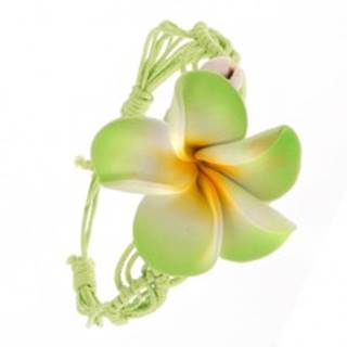 Svetlozelený pletený šnúrkový náramok s kvetom, dve lastúry