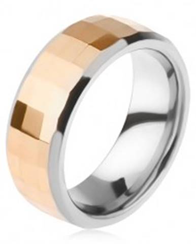 Volfrámový prsteň - dvojfarebný, geometricky brúsený pás zlatej farby - Veľkosť: 49 mm