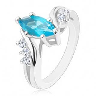 Trblietavý prsteň s modrým zrnom, rozdelené ramená s priezračnými zirkónikmi - Veľkosť: 49 mm