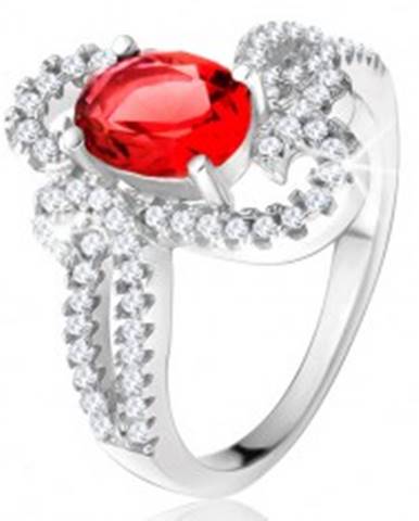 Strieborný prsteň 925, oválny červený kameň, ozdobne zatočené zirkónové ramená - Veľkosť: 49 mm