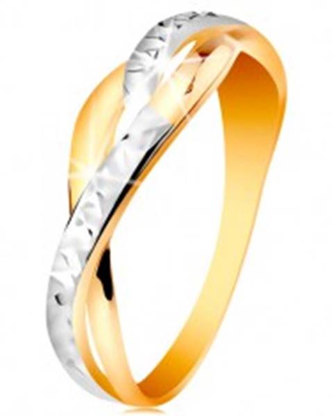 Dvojfarebný prsteň v 14K zlate - rozdelené a zvlnené línie ramien, ligotavé zárezy - Veľkosť: 48 mm