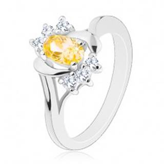Lesklý prsteň so žltým oválnym zirkónom, strieborná farba, číre zirkóniky - Veľkosť: 50 mm